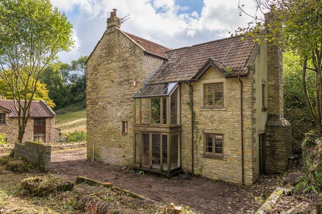 4 Bedroom Detached house for sale in Valley Farm, Bath & N E Somerset